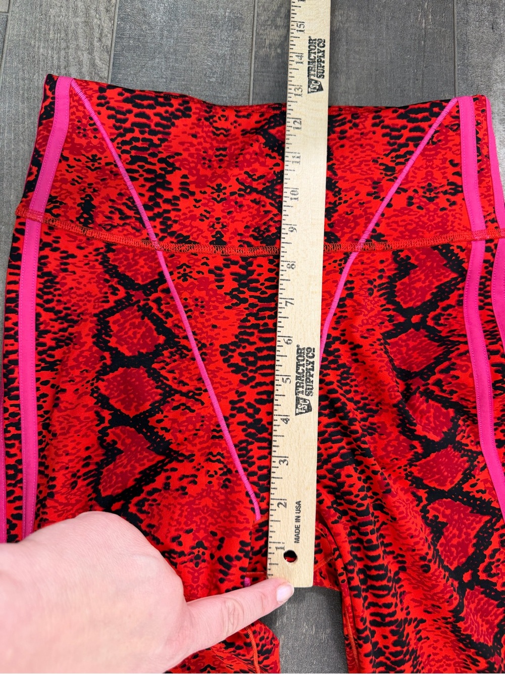 NEW adidas x IVY PARK Heart collection sports bra and matching leggings set - Picture 8 of 12